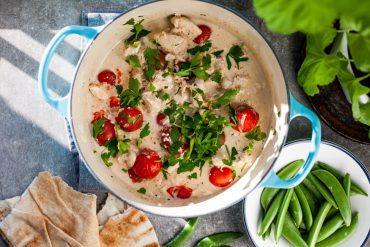 kycklinggryta med smaksatt creme fraîche