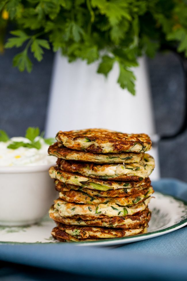 glutenfria zucchiniplattar med fetaost