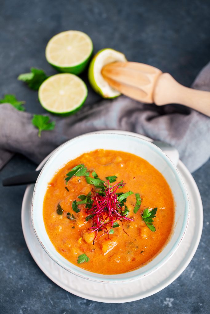 sötpotatis och kikartsgryta med kokosmjölk