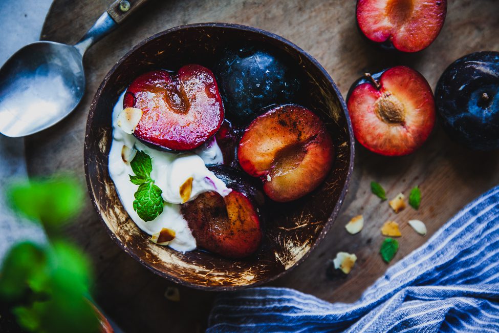 grillade plommon, plommon i ugn