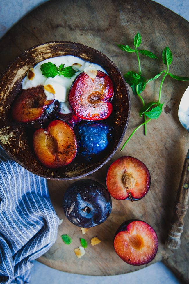 grillade plommon, plommon i ugn