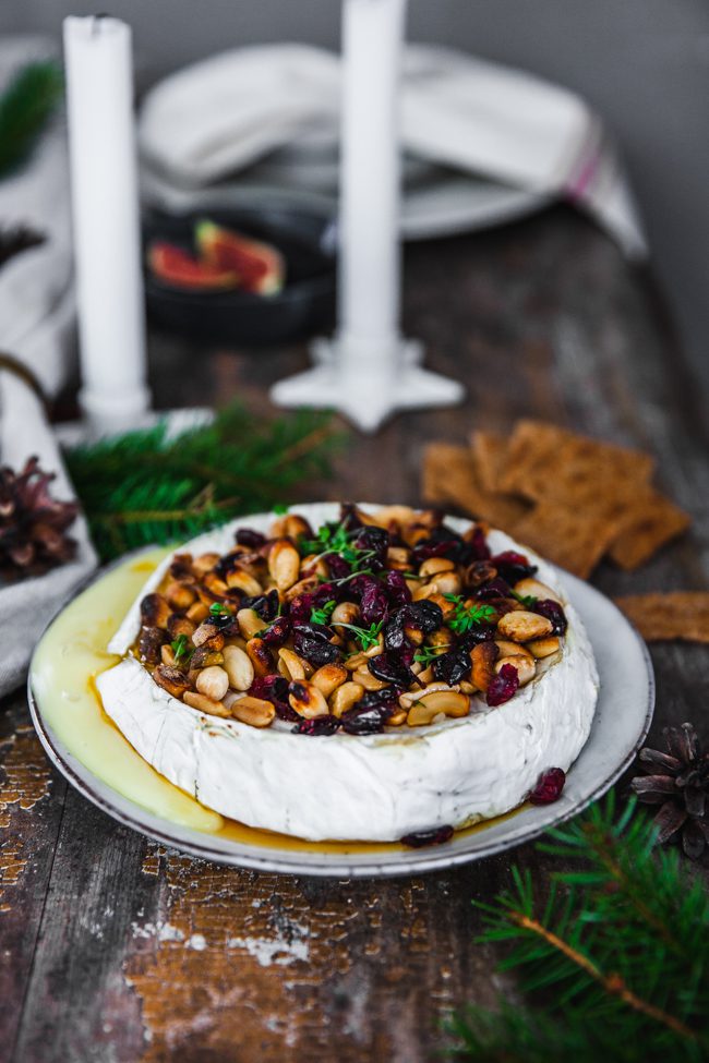 jultapas, glöggmingel, brietårta, cervera