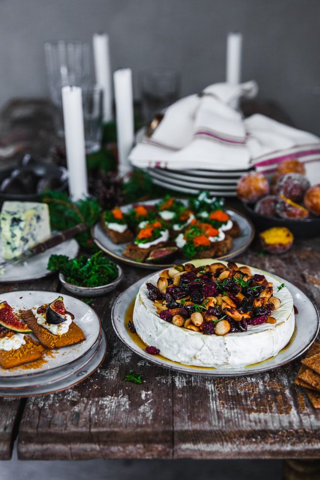 jultapas, glöggmingel, brietårta, cervera