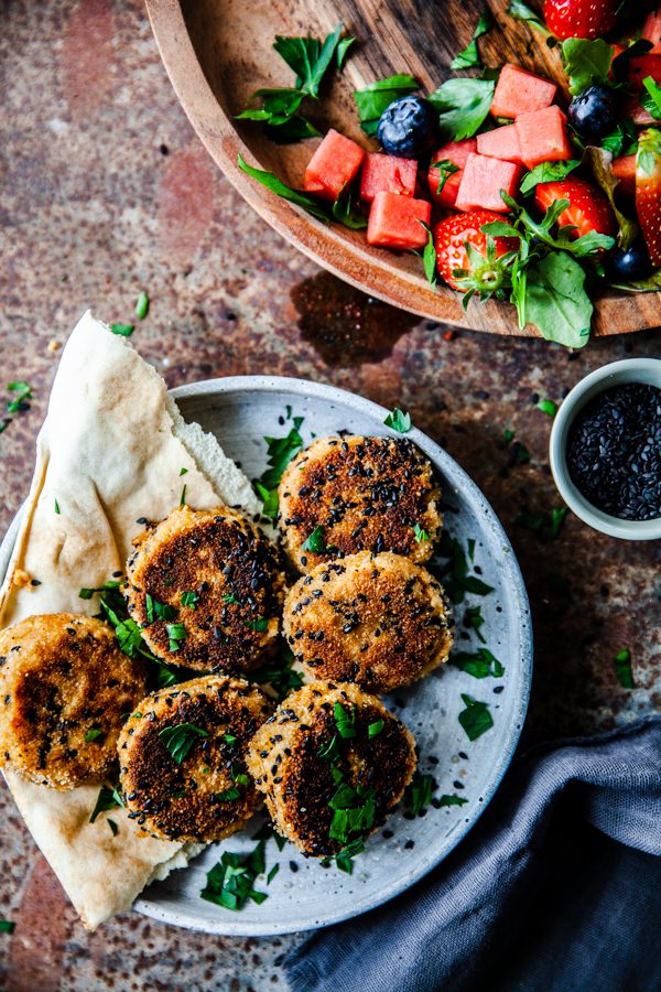 kockens kryddor, blomkål, hummus