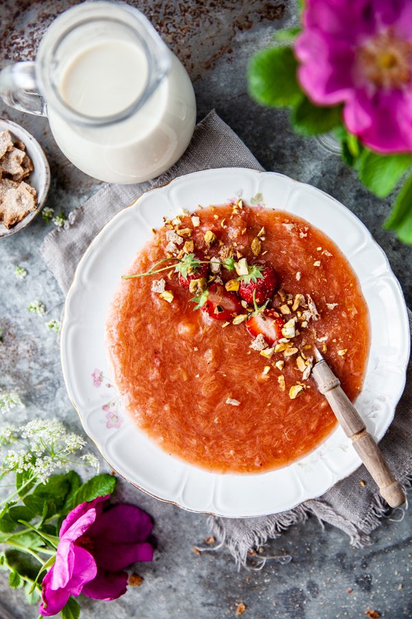 kräm, mellanmål, rabarberrecept, rabarber