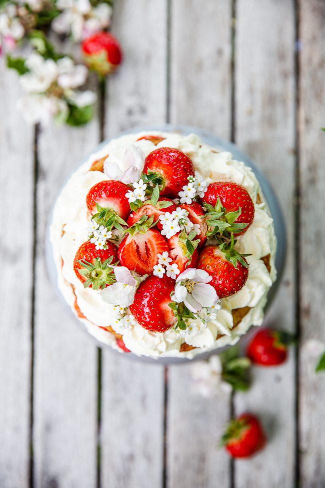 sommartårta, midsommartarta, tårta