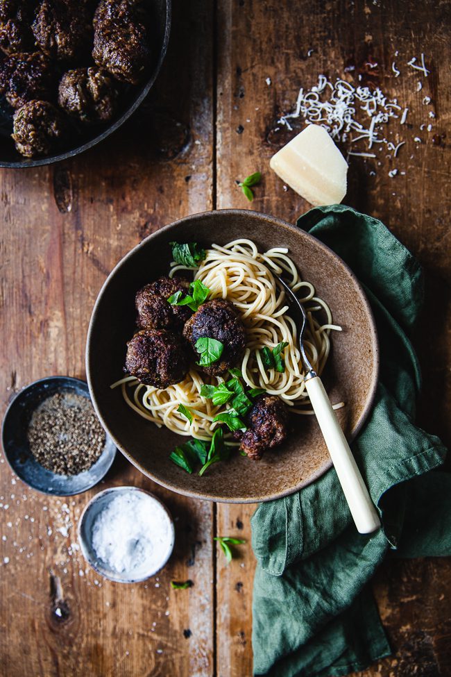 kottbullar, italienska kottbullar, saftiga kottbullar