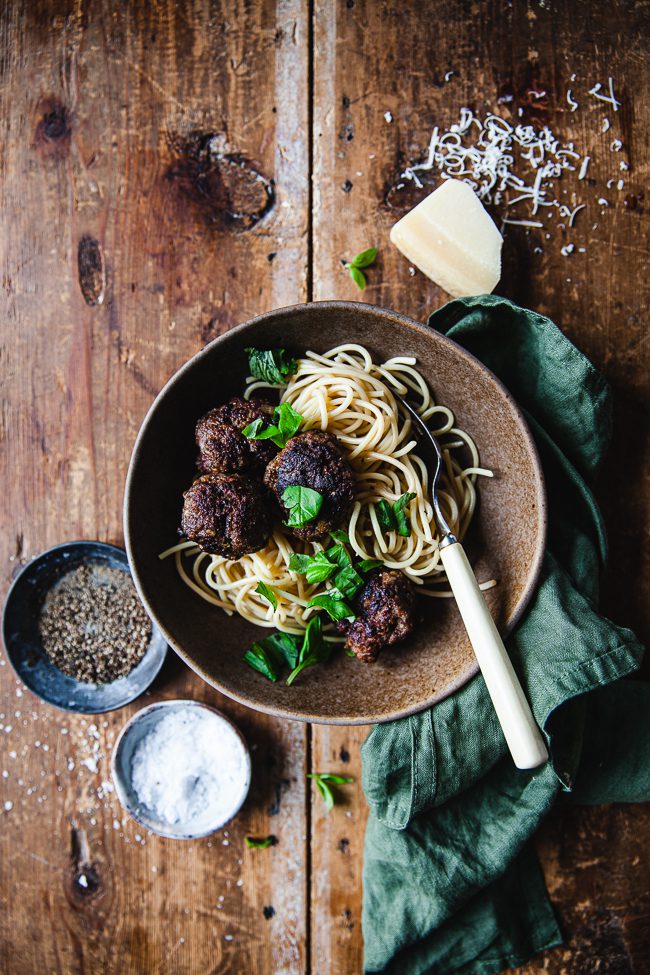 kottbullar, italienska kottbullar, saftiga kottbullar