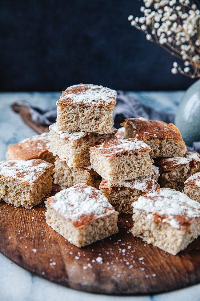 Lättbakat kalljäst bröd i långpanna
