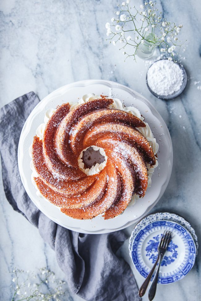 semmelsockerkaka, semla, semmlor, sockerkaka med mandelmassa, sockerkaka med kardemumma