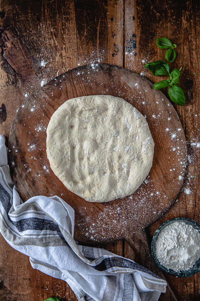 Pizzadeg, hemgjord pizzadeg, kalljäst pizzadeg
