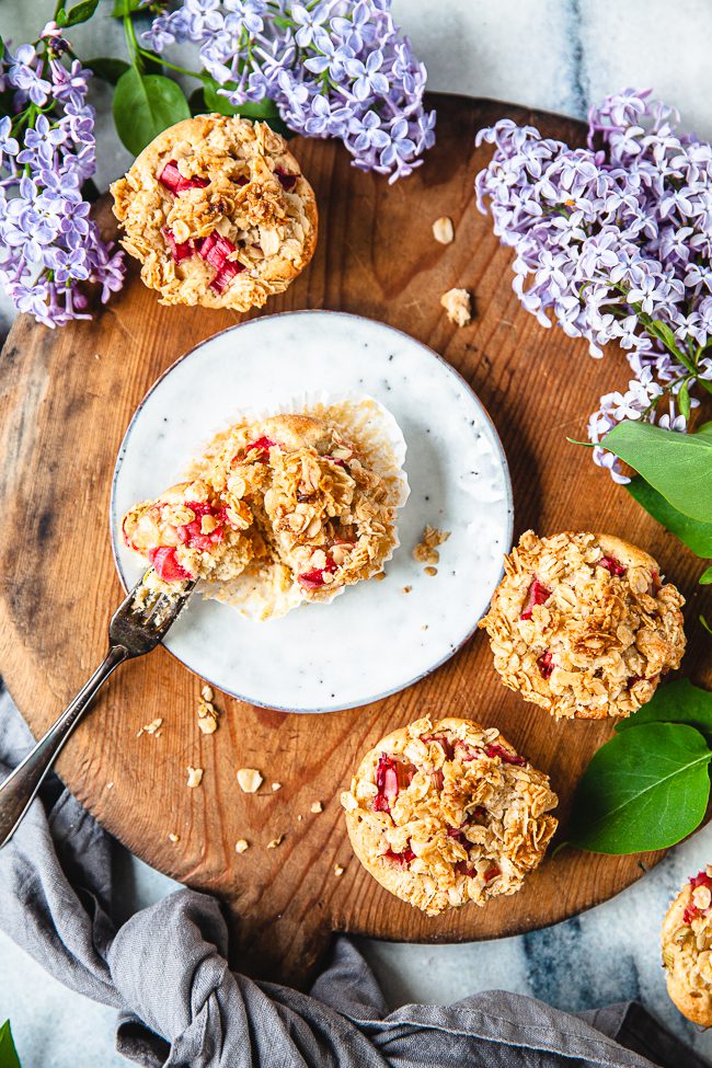 rabarmuffins, muffins, rabarber, havregryn