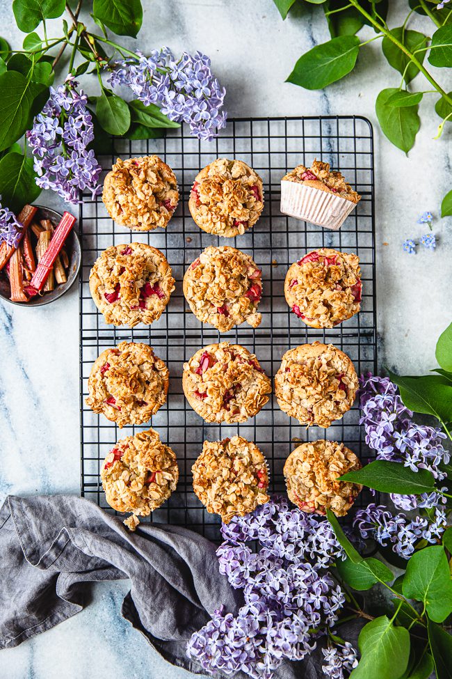 rabarmuffins, muffins, rabarber, havregryn