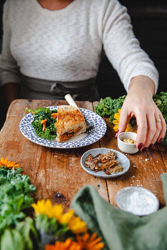 toast, kantareller, kantarellsmörgås