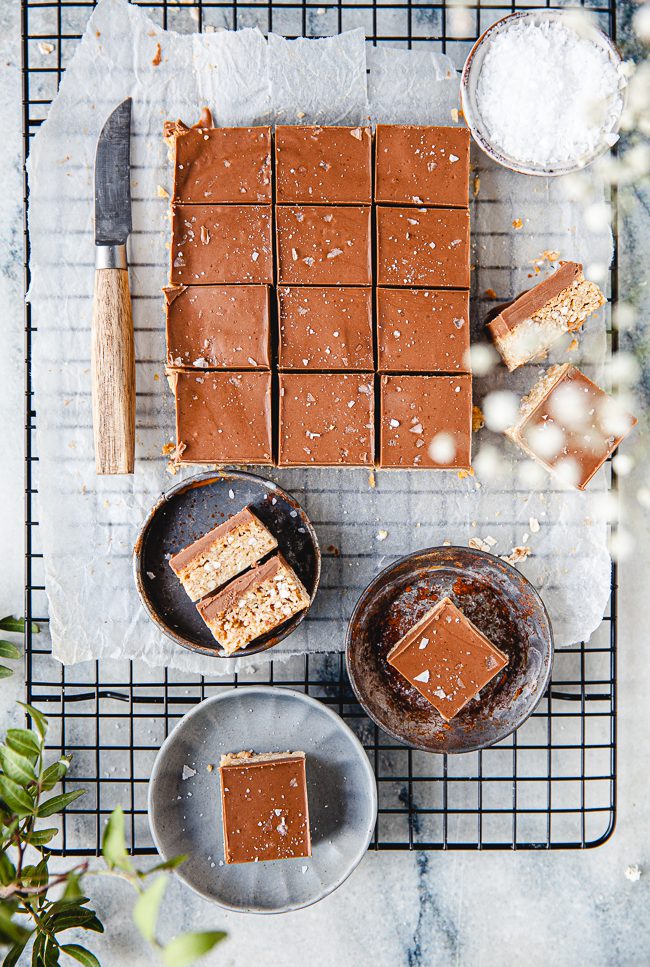 Nougatrutor, havrerutor, nougat, baka i långpanna