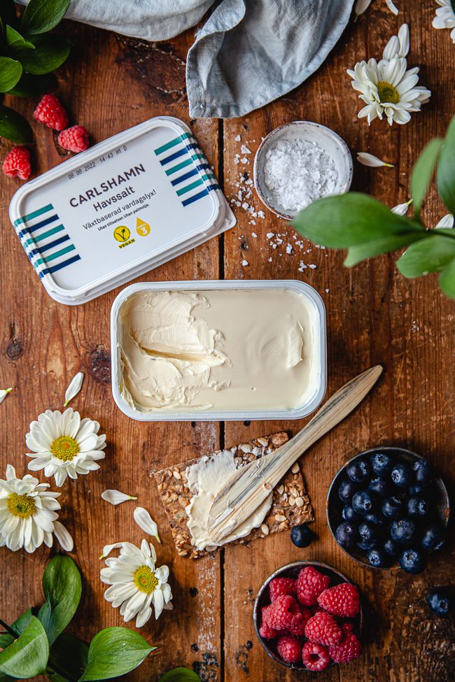 Knäckig bärpaj, vegansk paj, mjölkfri paj, smulpaj
