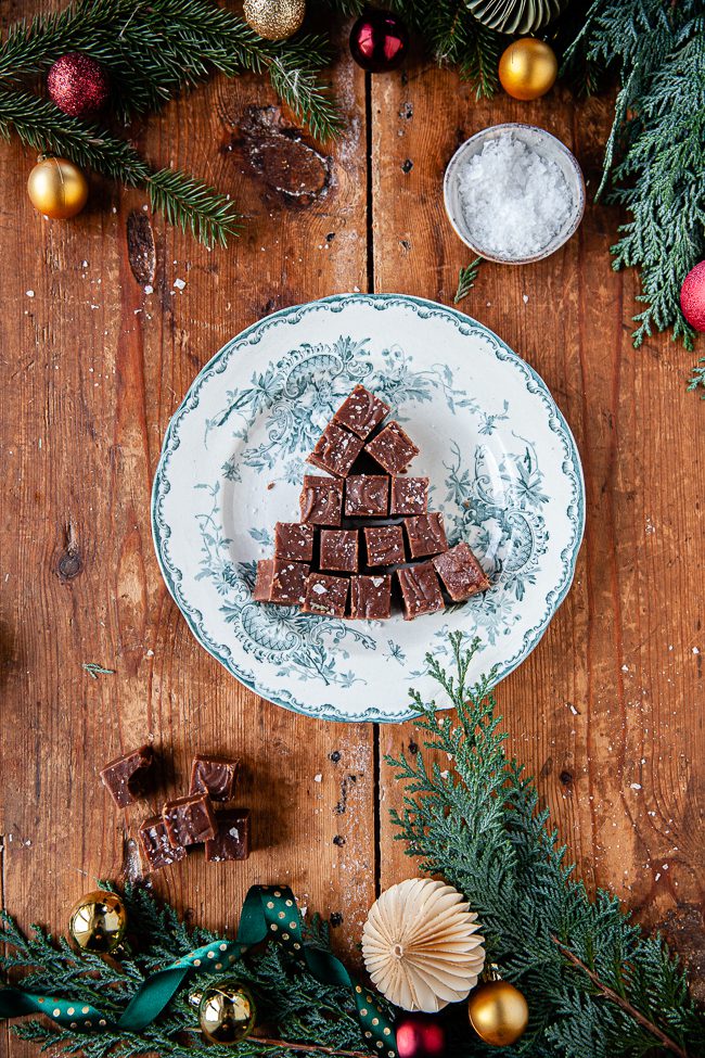 nougatfudge, julgodis, fudge, julgodis med nougat