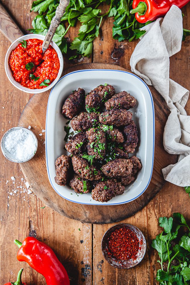 Cevapcici, köttfärs, köttfärsbiffar