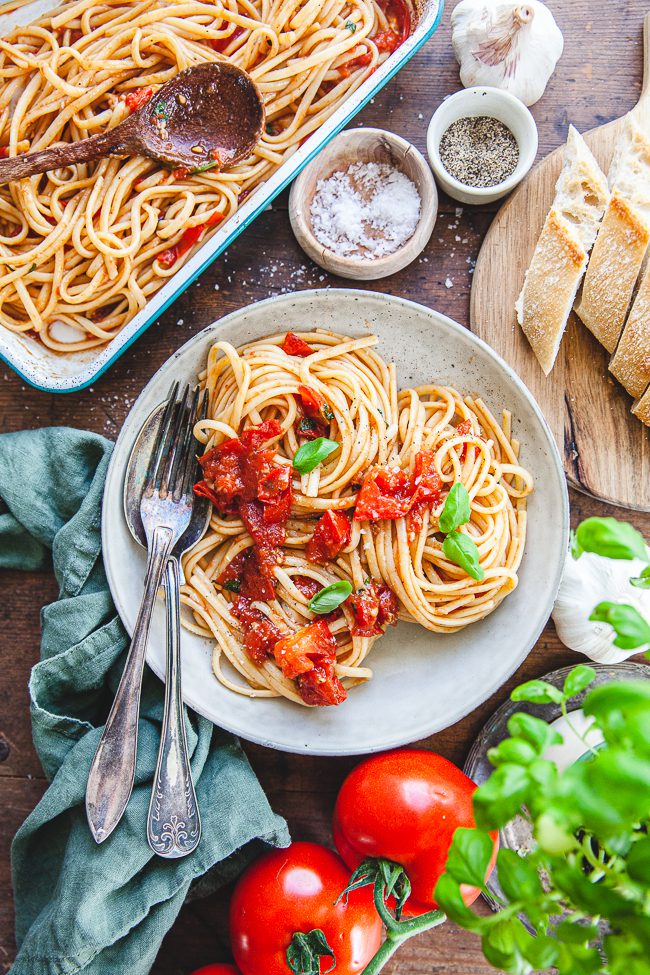 pasta, burrata, pasta med pastasås