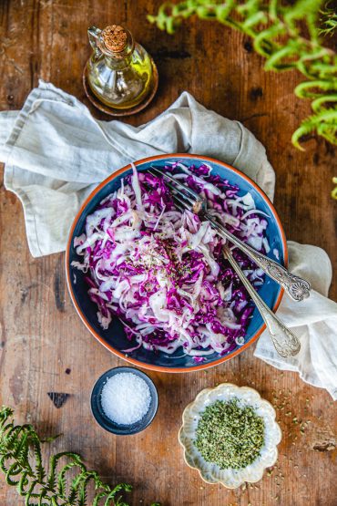 Enkel kålsallad, pizzasallad med oregano